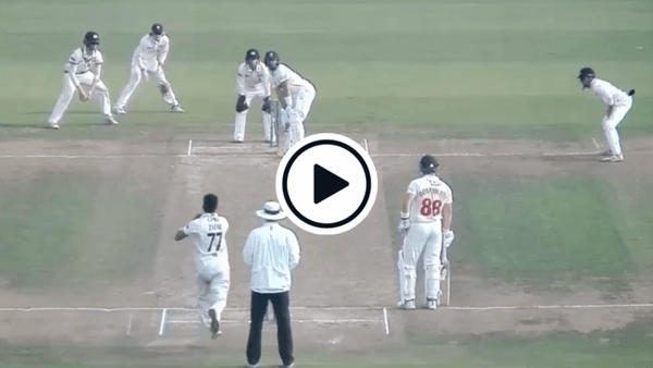 watch-pakistan-test-spinner-bowls-round-the-legs-beauty.Click to read full article.