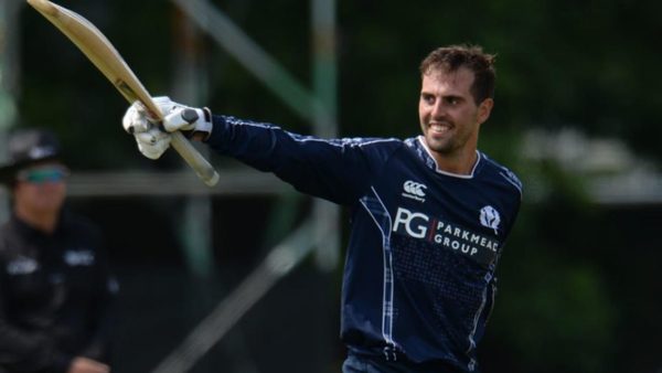 derbyshire-sign-scotland-hero-calum-macleod-for-t20-blast.Click to read full article.