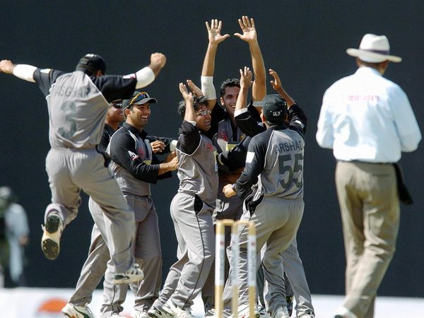 asia-cup-2004-thousand-dollar-dismissal-sachin-tendulkar.Click to read full article.