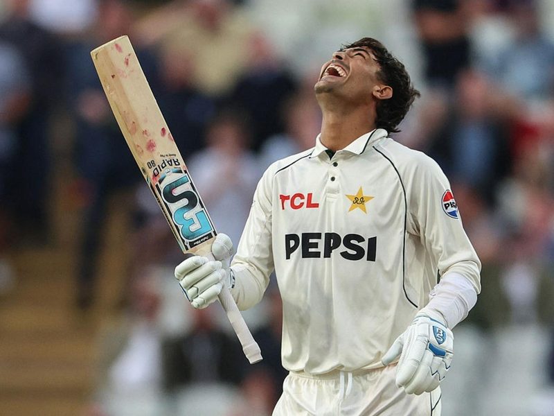 pakistan-debutant-razaullah-equals-new-zealand-legend-tim-southee-world-record-classic-tail-end-knock.Click to read full article.