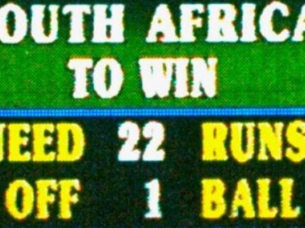 quiz-both-xis-from-england-v-south-africa-1992-world-cup-semi-final.Click to read full article.