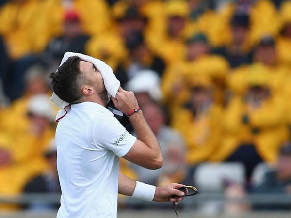james-anderson-hit-in-the-face-by-a-golf-ball.Click to read full article.