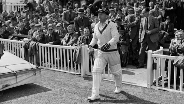 quiz-name-every-batsman-with-two-or-more-test-double-hundreds-in-a-calendar-year.Click to read full article.