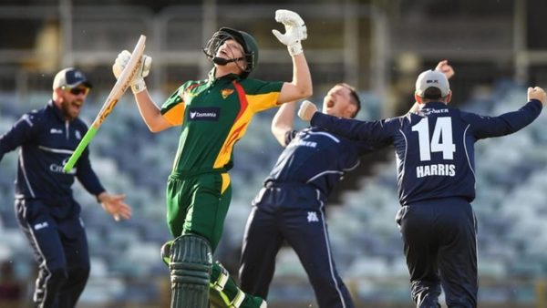 victoria-batting-collapse-tasmania.Click to read full article.