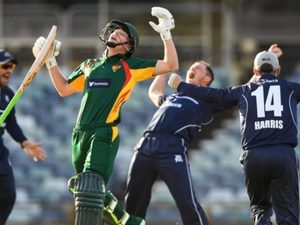 victoria-batting-collapse-tasmania.Click to read full article.