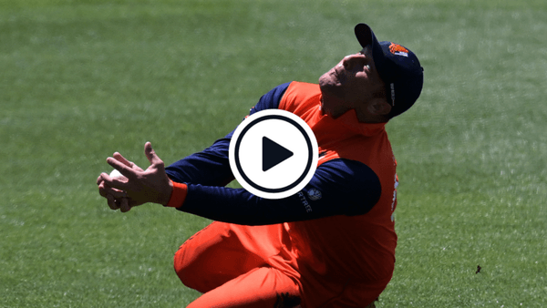 watch-roelof-van-der-merwe-takes-catch-of-the-t20-world-cup-contender-to-set-up-massive-dutch-upset-over-south-africa.Click to read full article.
