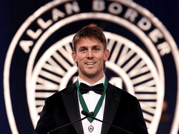 mitch-marsh-wins-plaudits-for-emotional-acceptance-speech.Click to read full article.