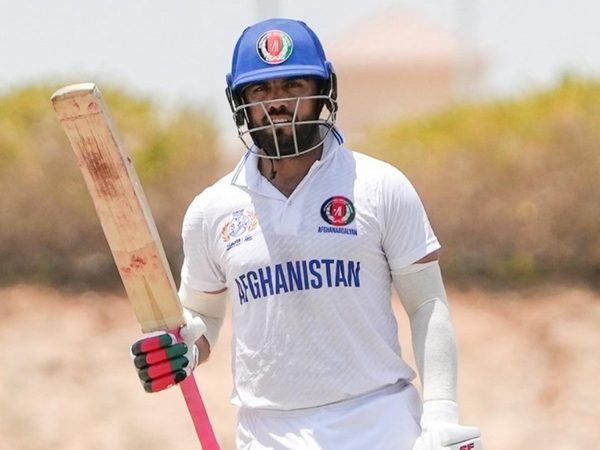 darwish-rasooli-joins-club-of-three-with-third-consecutive-ton-first-class-average-nears-65.Click to read full article.