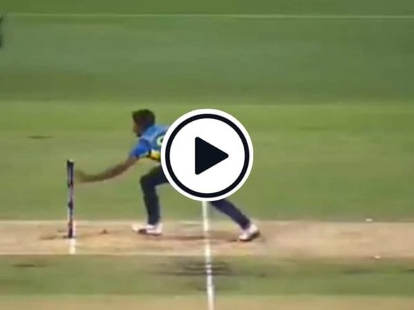 watch-steve-smith-laughs-out-loud-after-lakshan-sandakans-makes-horrible-run-out-error.Click to read full article.