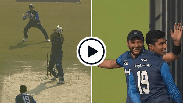 watch-abdul-razzaq-nicks-off-son-ali-pakistan-mega-stars-league.Click to read full article.