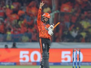 todays-ipl-2026-match-srh-vs-dc-live-score-playing-xis-toss-team-news-and-where-to-watch-live.Click to read full article.