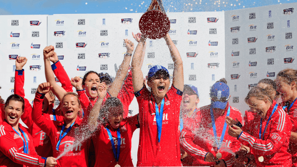 england-womens-ashes-2013-triumph-eng-vs-aus.Click to read full article.