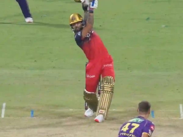 watch-virat-kohli-hits-aussie-quick-down-the-ground-for-back-to-back-identical-sixes.Click to read full article.