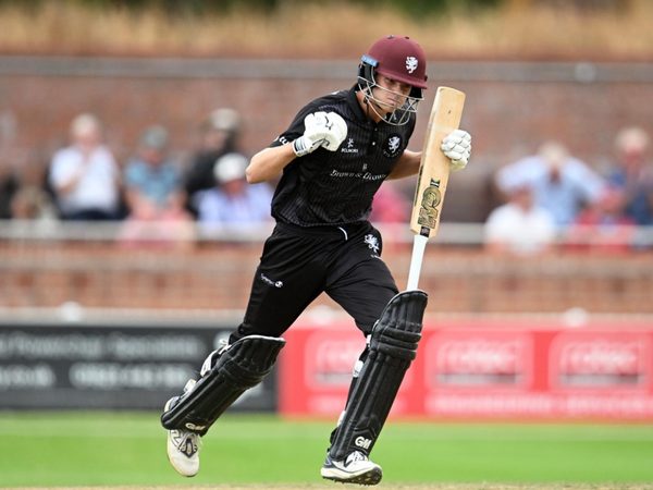 son-of-england-great-hits-maiden-professional-hundred-to-seal-qualification-for-county-one-day-cup-knockouts.Click to read full article.