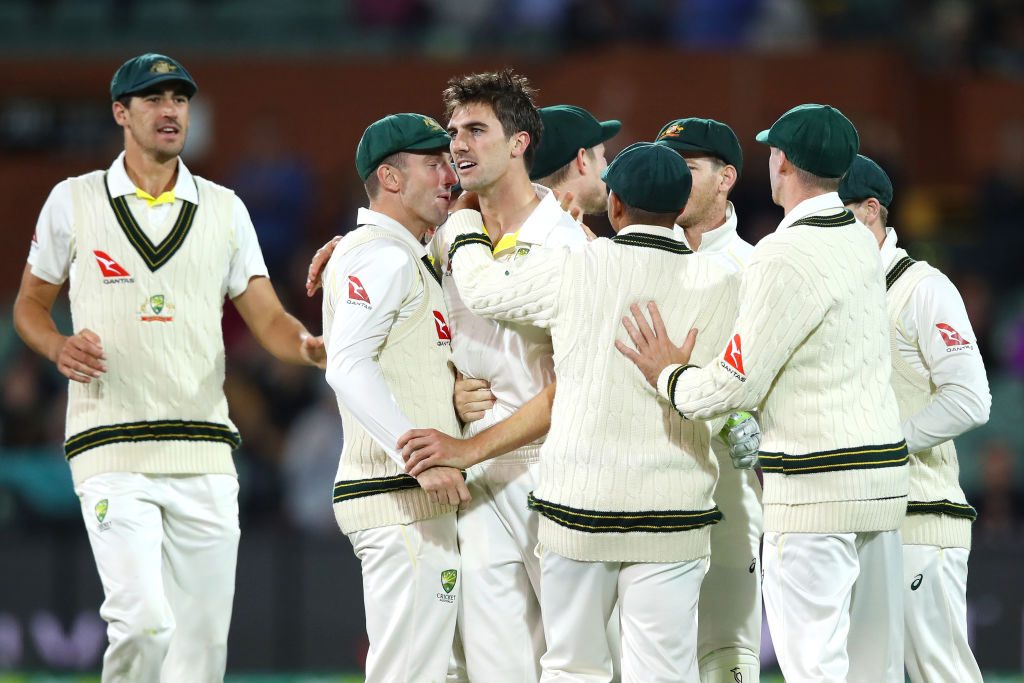 Pat Cummins removes Dawid Malan on day 4