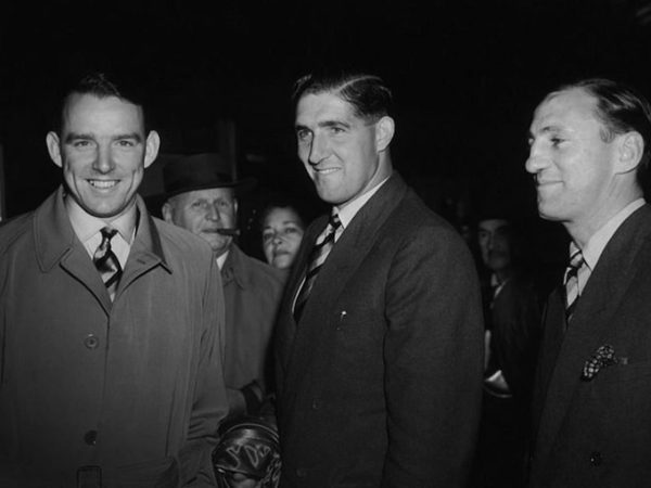 the-summer-bob-appleyard-took-200-fc-wickets.Click to read full article.