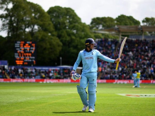 roy-morgan-test-cricket.Click to read full article.