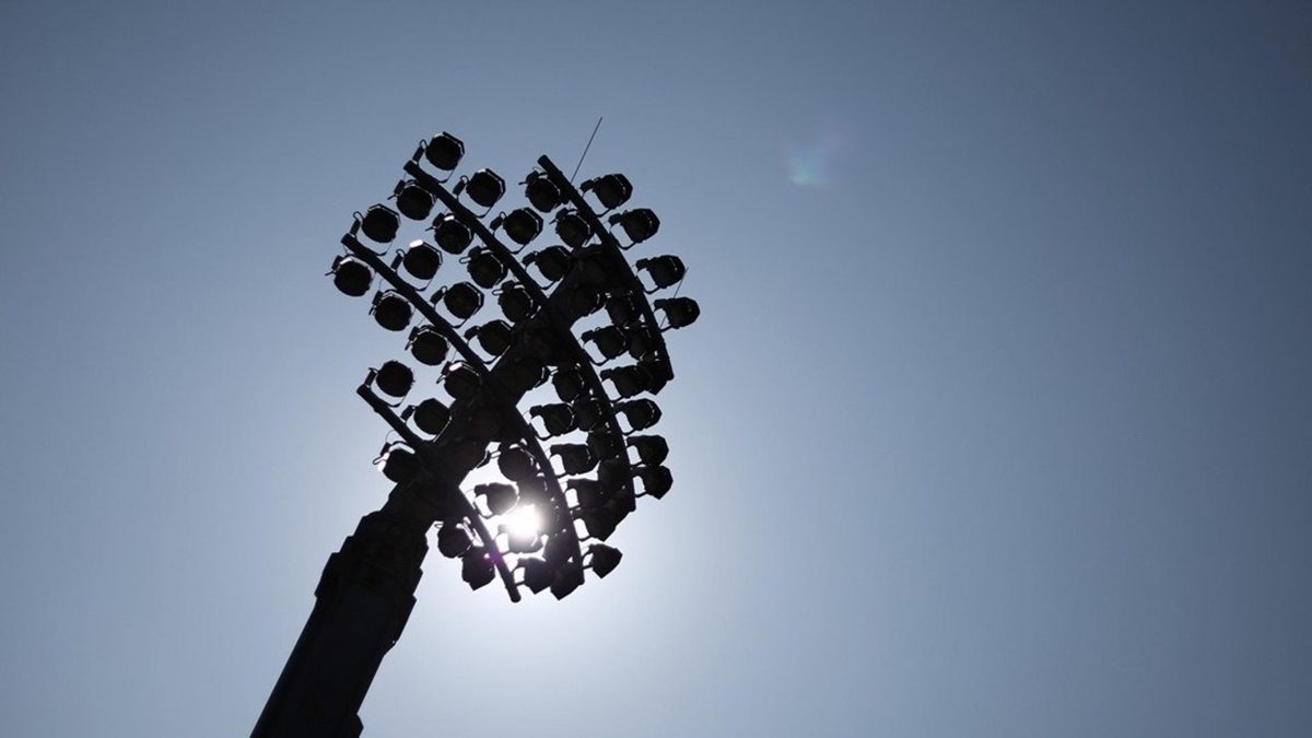 sun stops play