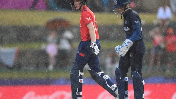 england-total-reduced-by-one-run-mid-chase-due-to-dls-calculation-error.Click to read full article.