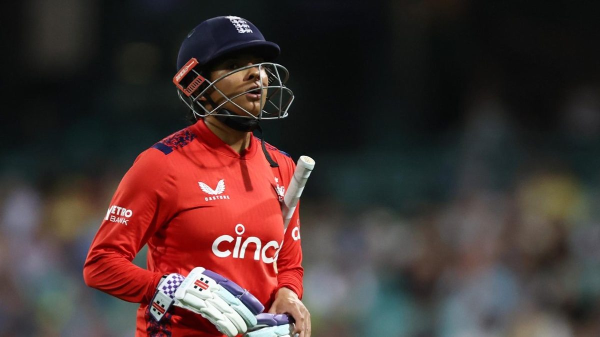 Sophia Dunkley blasted a half-century in Sydney in the opening women's Ashes T20I