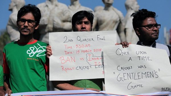 rohit-sharma-out-chhilo-the-india-bangladesh-2015-controversy-that-led-to-an-appeal-and-beyond.Click to read full article.