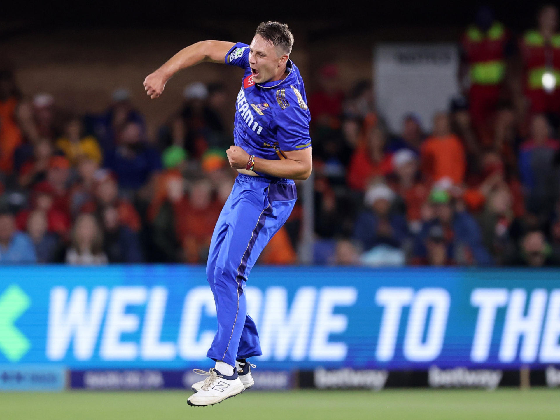 who-is-delano-potgieter-the-mict-all-rounder-who-took-5-10-in-sa20-2025-tournament-opener.Click to read full article.