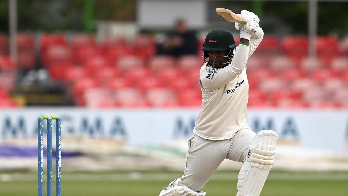 Rehan Ahmed bats for Leicestershire in the County Championship