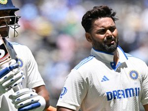 can-jurel-and-pant-play-together-predicted-india-xi-for-the-first-south-africa-test.Click to read full article.