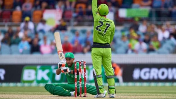 that-was-a-howler-umpiring-errors-prompt-calls-for-bbl-to-introduce-drs.Click to read full article.