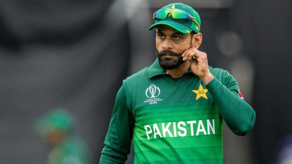 hafeez-did-not-see-match-winning-intent-in-indias-world-cup-loss-to-england.Click to read full article.