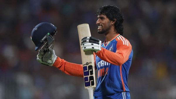 most-runs-between-dismissals-in-mens-t20is-full-list-tilak-varma-breaks-world-record.Click to read full article.