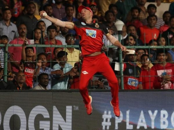 quiz-name-every-fielder-with-10-or-more-catches-in-a-single-ipl-season.Click to read full article.