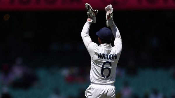 basically-playing-with-12-players-aussie-journo-fury-at-pant-wicketkeeping-sub.Click to read full article.