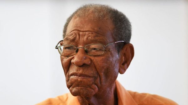legendary-west-indian-batsman-sir-everton-weekes-suffers-heart-attack.Click to read full article.