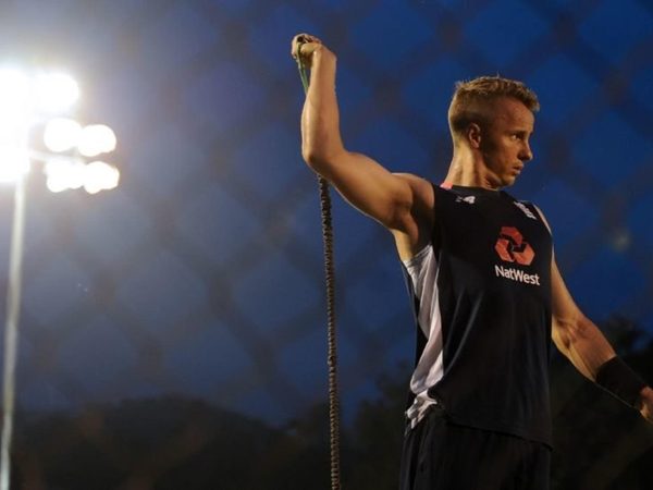 tom-curran-fight-world-cup.Click to read full article.