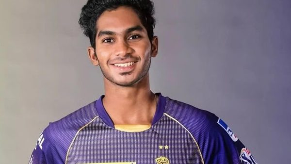 buchi-babu-semifinals-day-1-round-up-m-siddharth-among-wickets-again-chhattisgarh-go-big.Click to read full article.