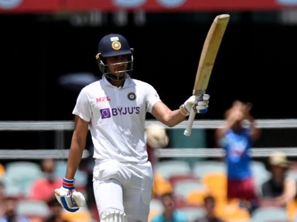 how-can-he-not-have-one-with-that-pull-shot-shubman-gills-sponsor-less-bat-invites-reactions.Click to read full article.