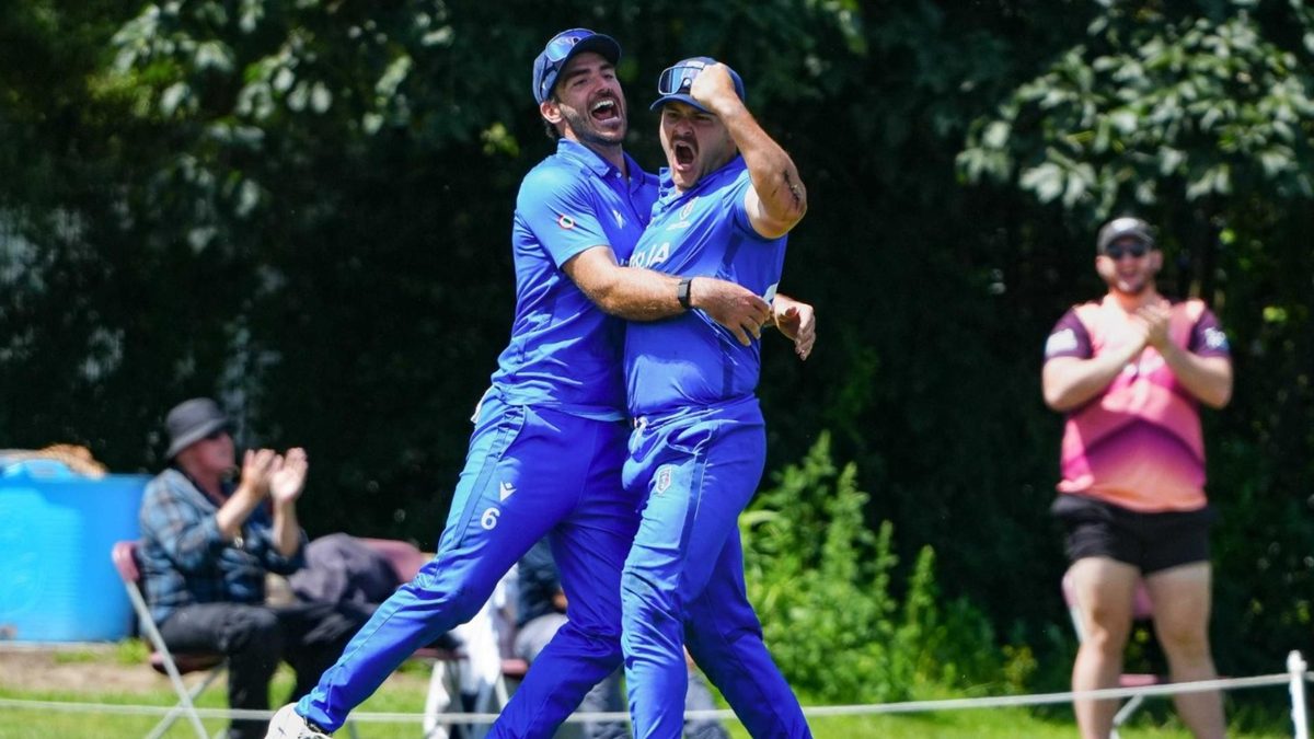 Italy players celebrate qualifying for the T20 World Cup for the first time