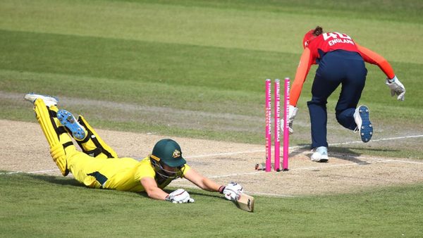 perry-lanning-show-carries-australia-juggernaut-forward.Click to read full article.