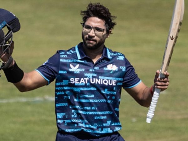 three-hundreds-five-games-pakistan-opener-imam-ul-haq-dream-run-continues-county-one-day-cup.Click to read full article.