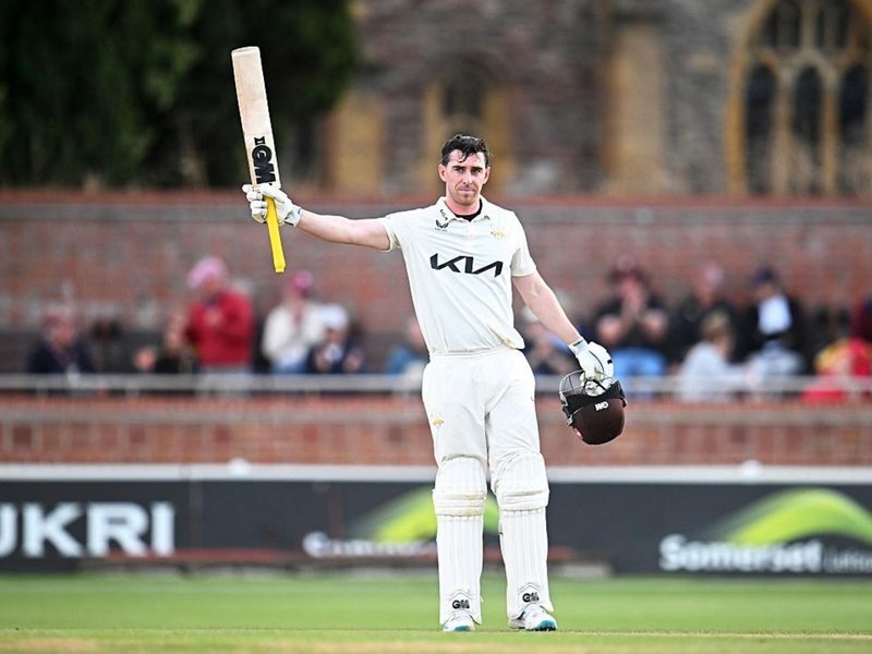 england-test-incumbents-dan-lawrence-sign-off-red-ball-season-with-centuries-ahead-of-batting-order-squeeze.Click to read full article.