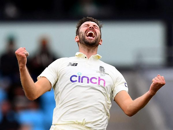 amid-a-sea-of-england-negatives-mark-wood-is-a-positive.Click to read full article.