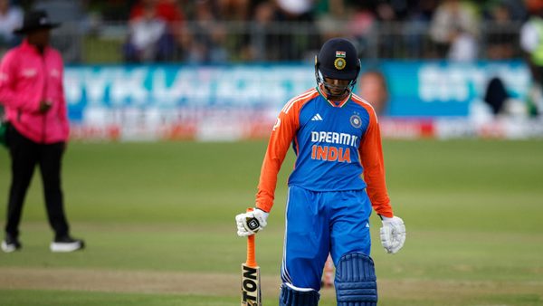 jansen-coetzee-help-restrict-india-to-their-lowest-t20i-total-in-south-africa.Click to read full article.
