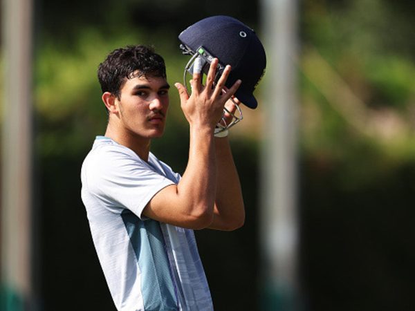 son-of-former-india-international-harry-singh-maiden-professional-half-century-county-one-day-cup.Click to read full article.