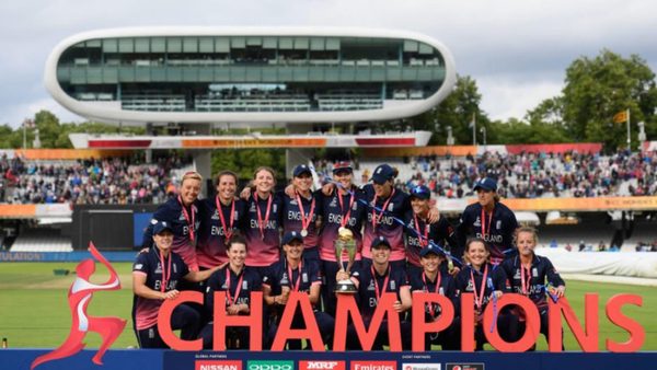 new-years-honours-for-england-women-cricketers.Click to read full article.