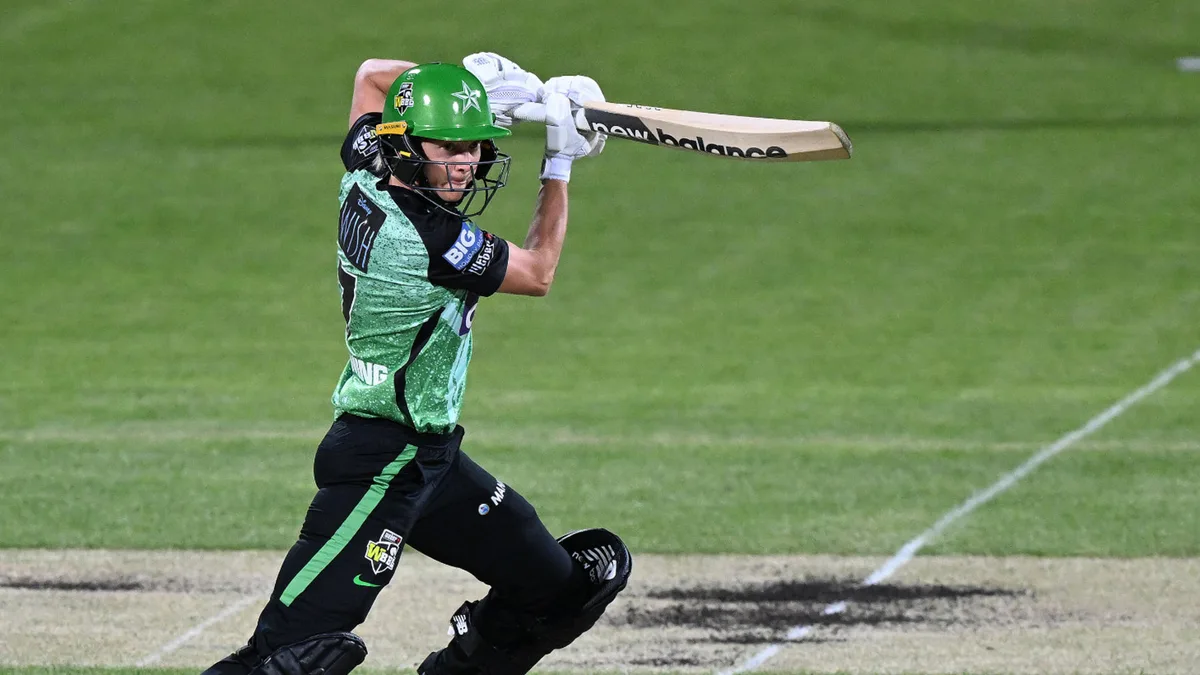 Meg Lanning of the stars bats during the WBBL match between Hobart Hurricanes and Melbourne Stars at Blundstone Arena, on November 02, 2023, in Hobart, Australia
