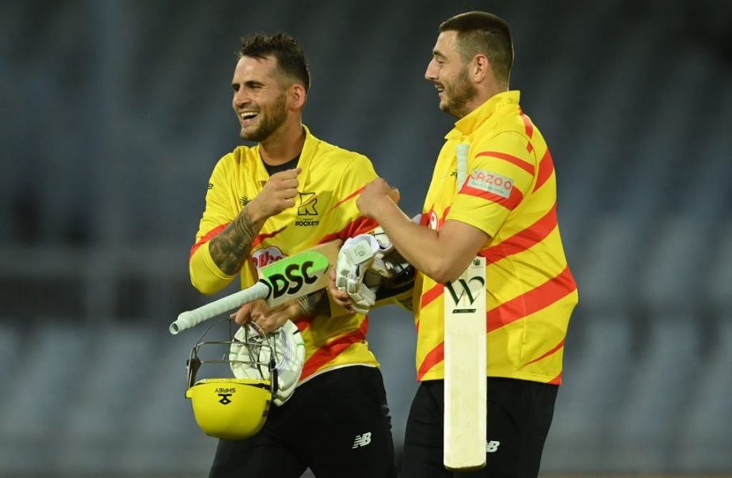Bizarre pitch intruder dead-ball drama proves crucial in thrilling Hundred clash