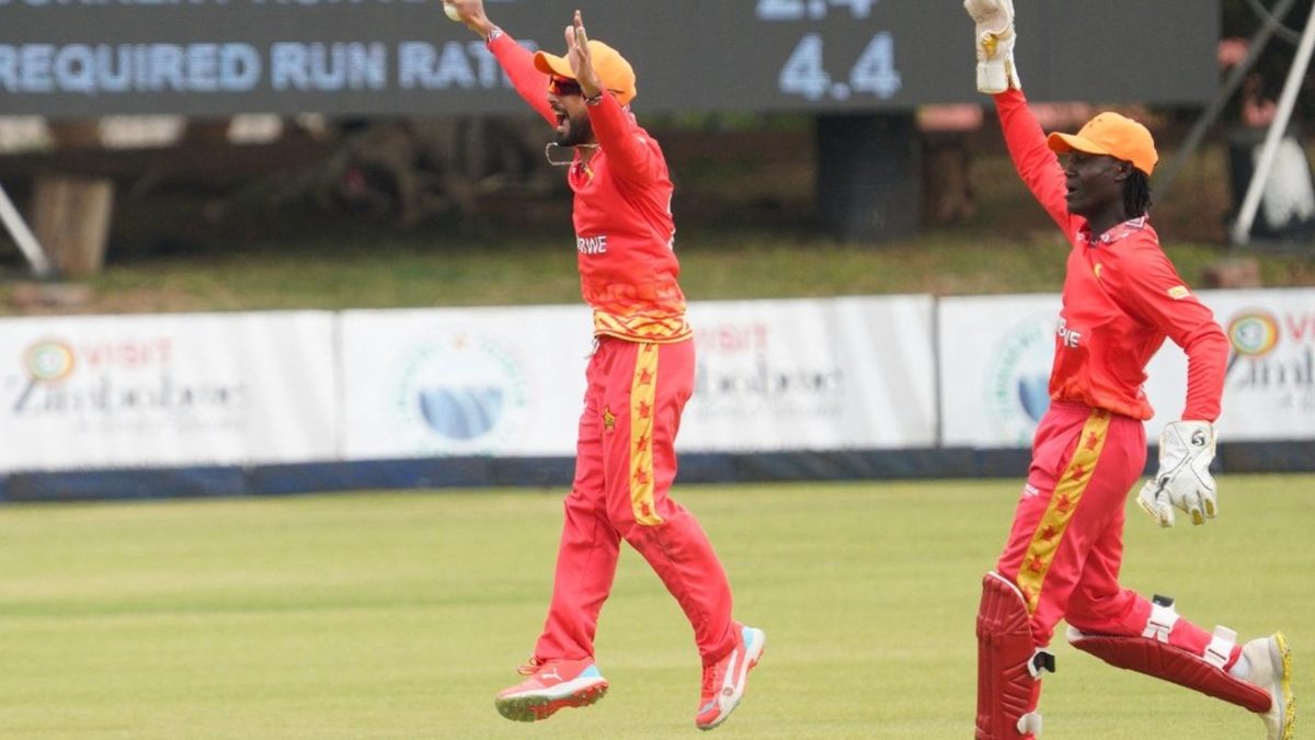 Zimbabwe v New Zealand tri-series live score