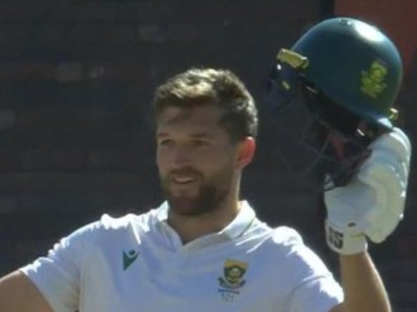 wiaan-mulders-triple-ton-live-updates-every-record-broken-so-far-will-he-beat-laras-400.Click to read full article.