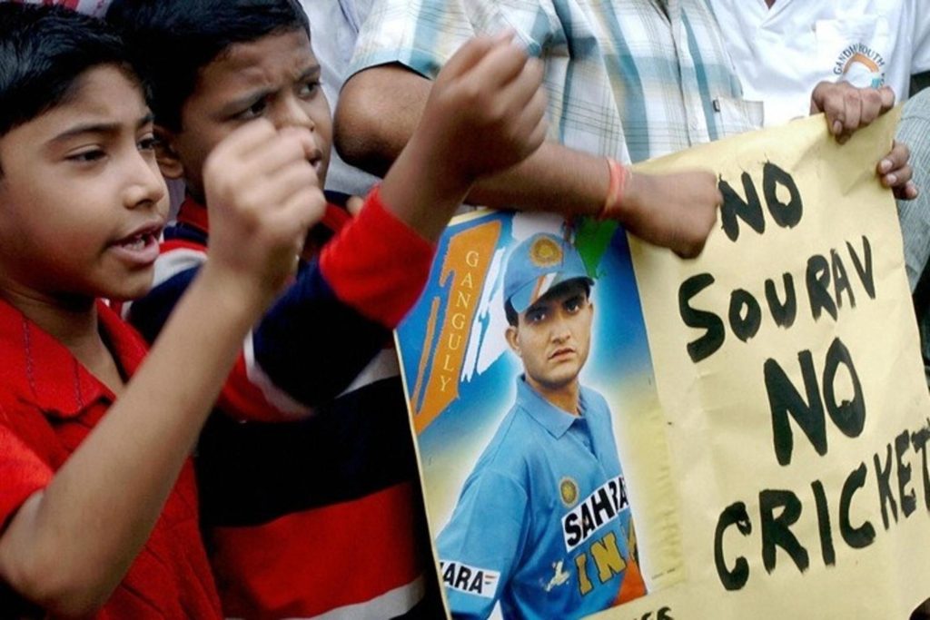 Children outside Eden Gardens protesting against Sourav Ganguly’s axing